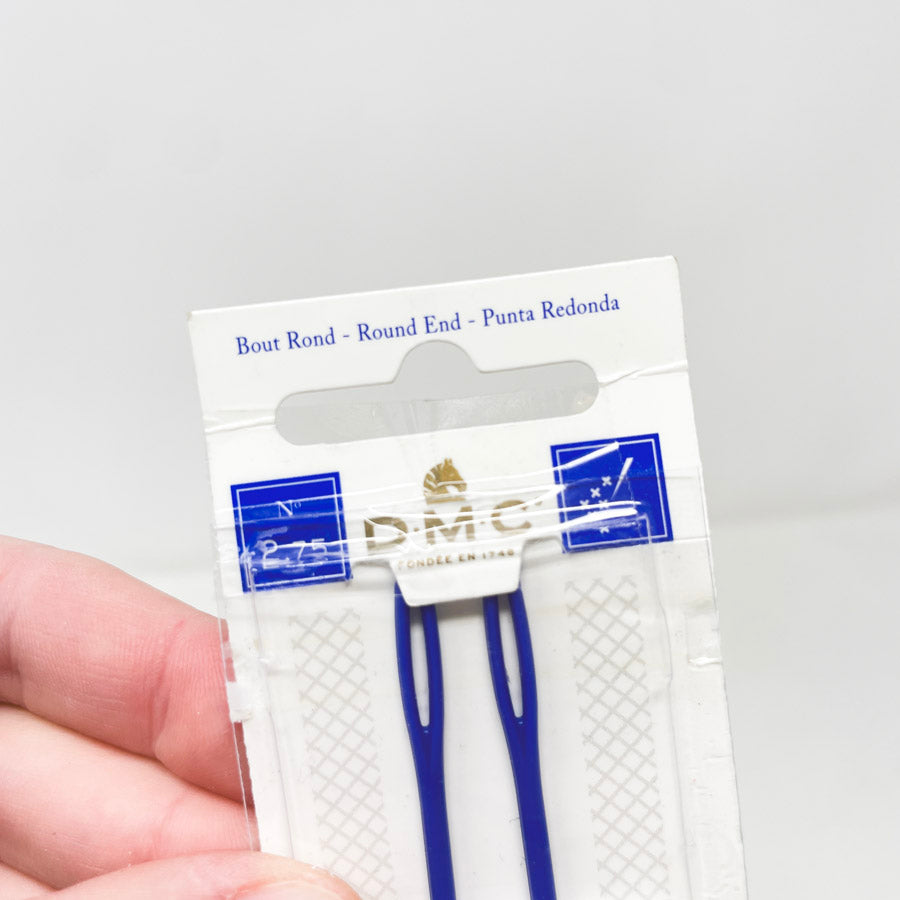 DMC Round End Plastic Needles