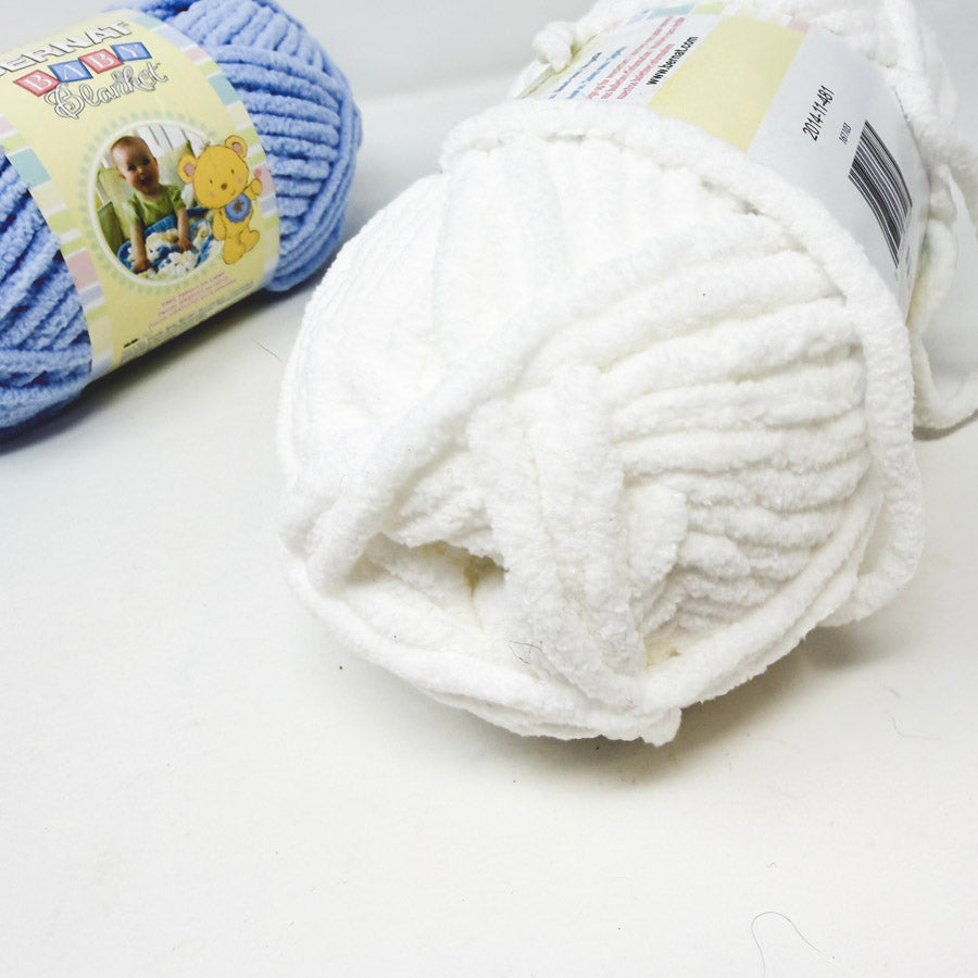 Bernat Baby Blanket Yarn (1)