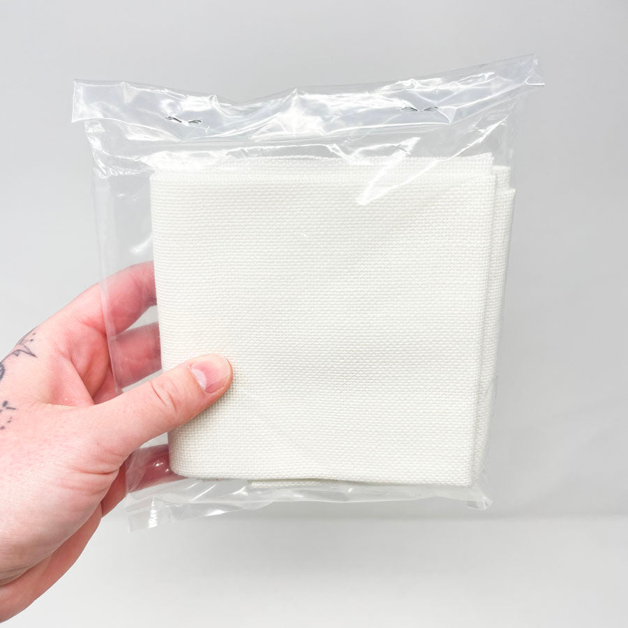 Vienna Antique White 22ct 18x27 Needlework Fabric