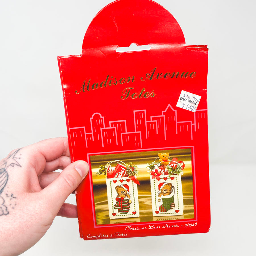 Madison Avenue Totes- Christmas Bear Hearts