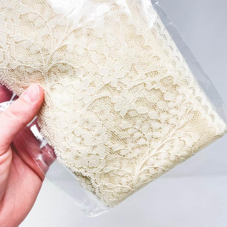 5 Yds Cream Wide Flat Lace