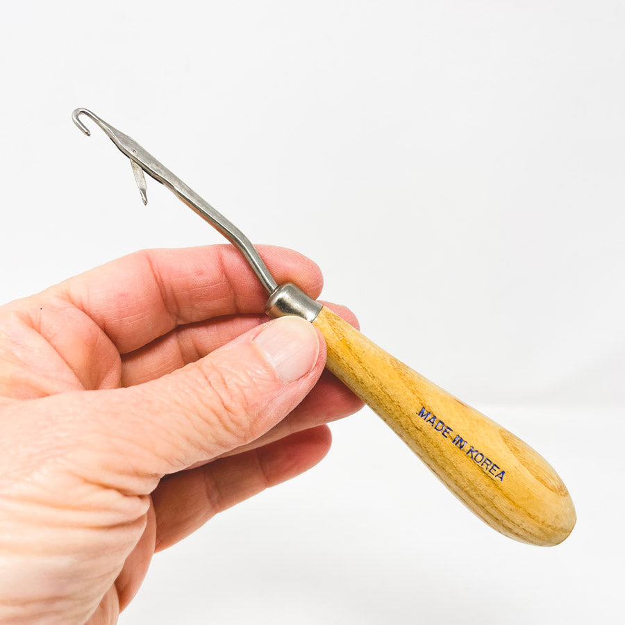 Assorted Rug Latch Hook Tool (1)