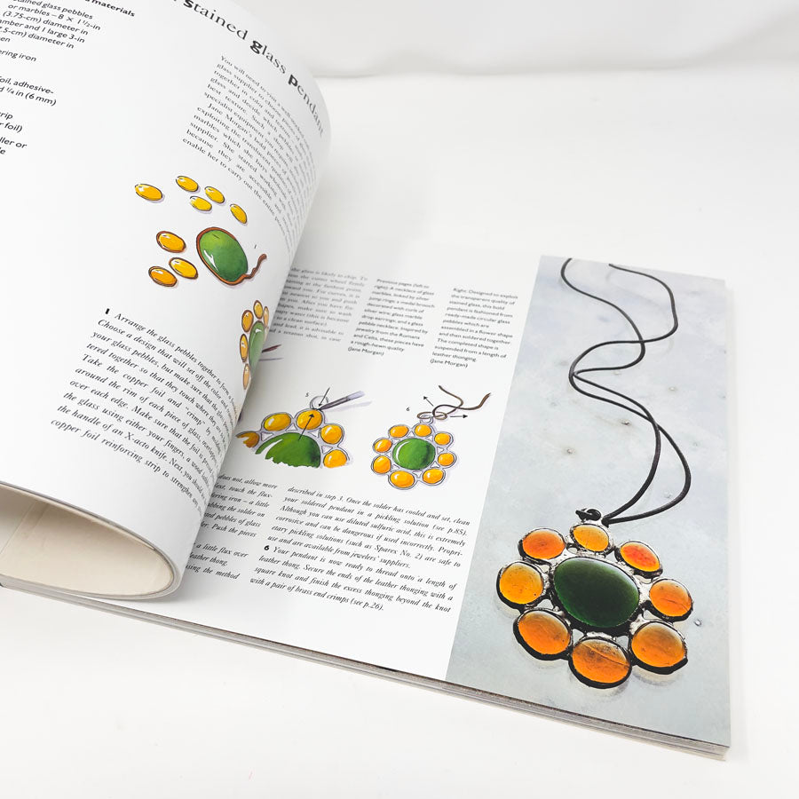The Art and Craft of Jewelry by Janet Fitch (Softcover)