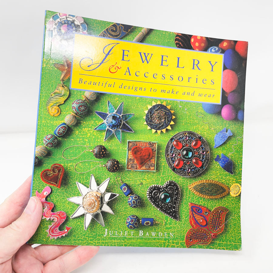 Jewelry & Accessories Book by Juliet Bawden
