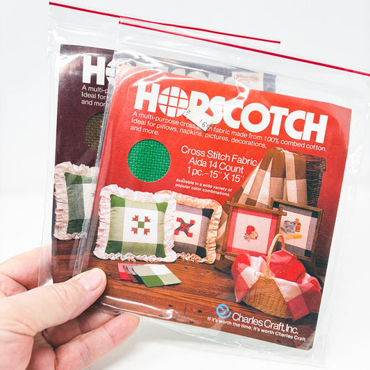 Hopscotch Cross Stitch Fabric - 14 Count Aida - 15" x 15"