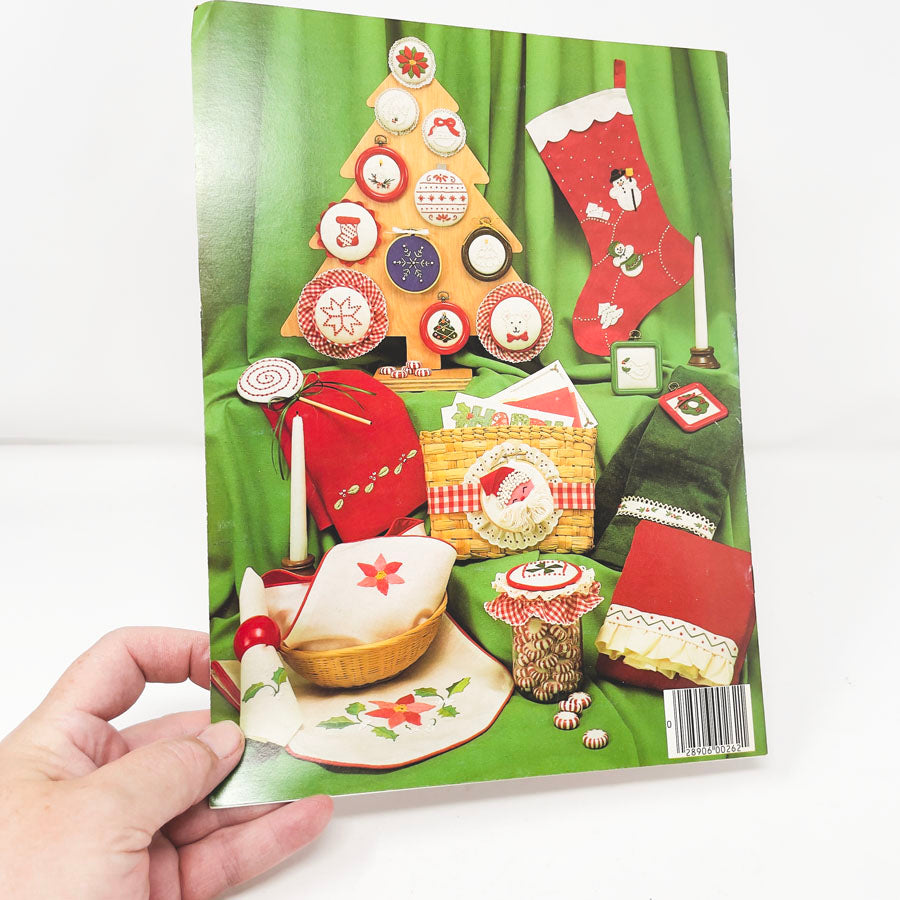 Leisure Arts Candlewicking Christmas Booklet