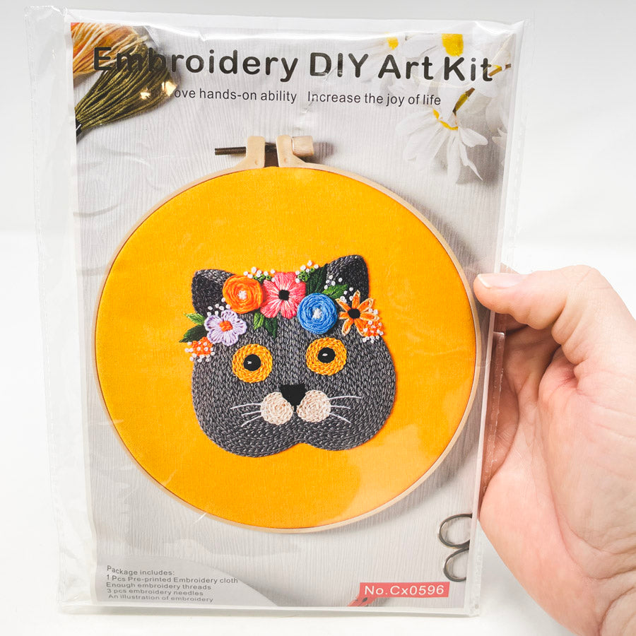 Embroidery DIY Art Kit Grey Cat