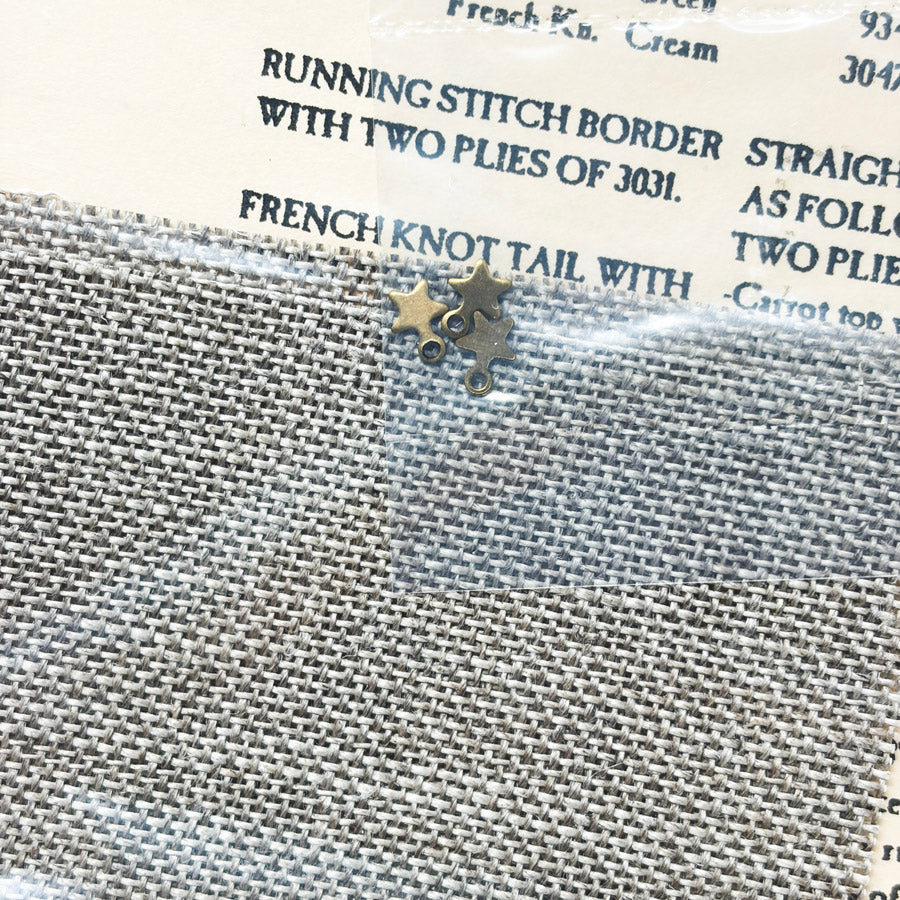 Tiny Stuff – Homespun Elegance Cross Stitch Pattern