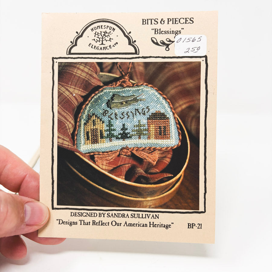 Bits & Pieces – Homespun Elegance Cross Stitch Patterns