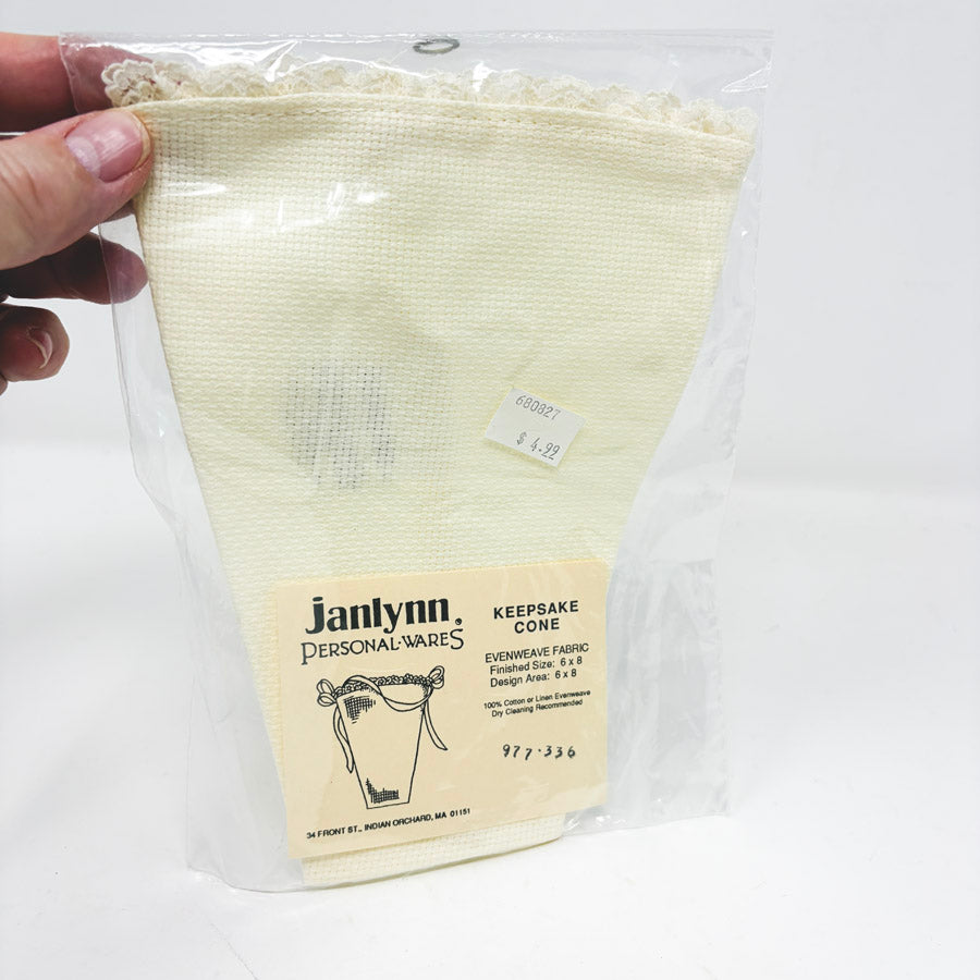 Janlynn Evenweave Keepsake Cone - 6" x 8"