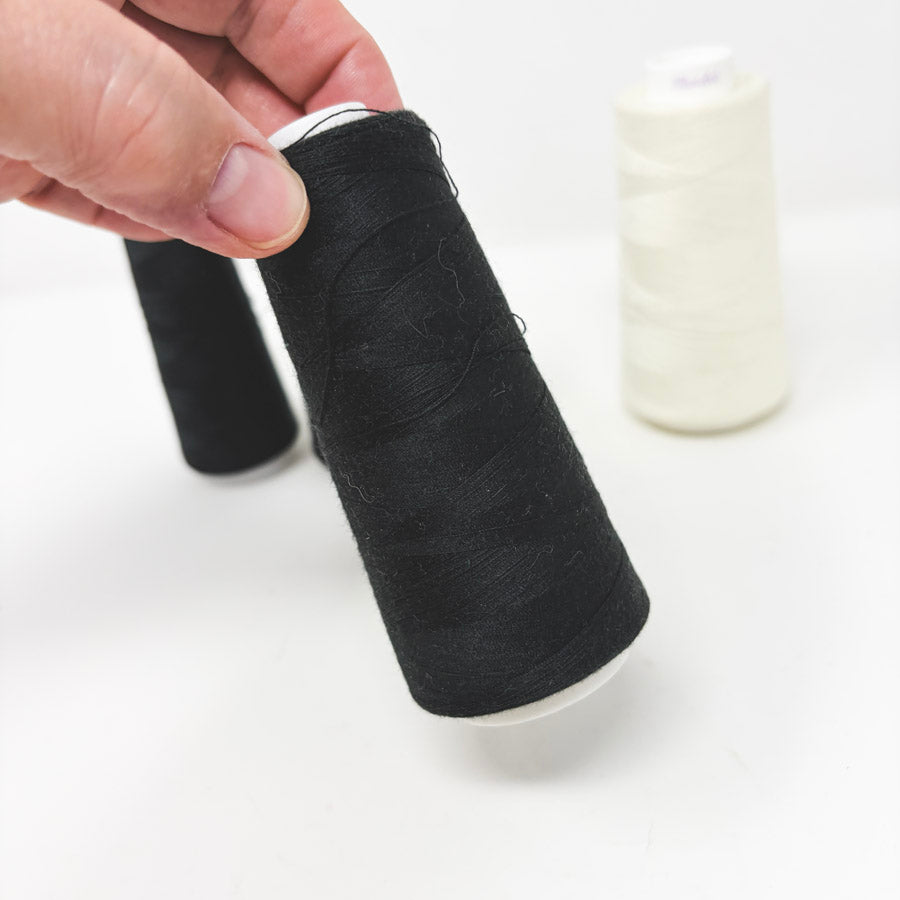 Serger Coats & Clark 100% Polyester Thread Spool (1)