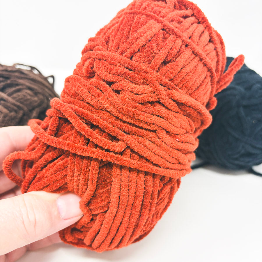 Unmarked Chenille Yarn Bundle - Fall Colors