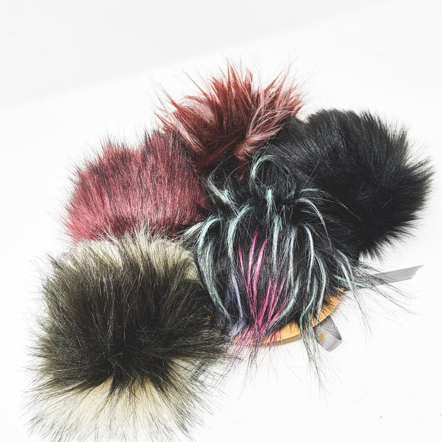 Grocery Girl Knit Faux Fur Pom Poms – Dark