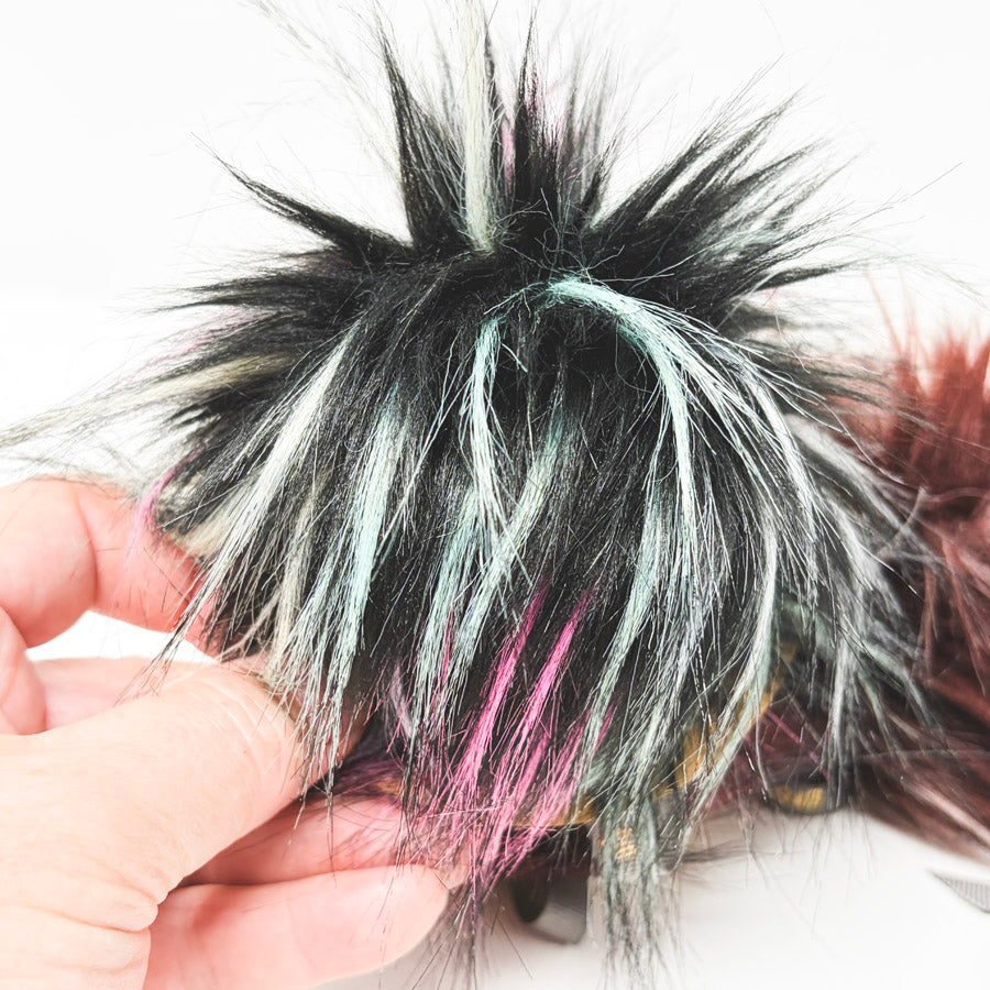 Grocery Girl Knit Faux Fur Pom Poms – Dark