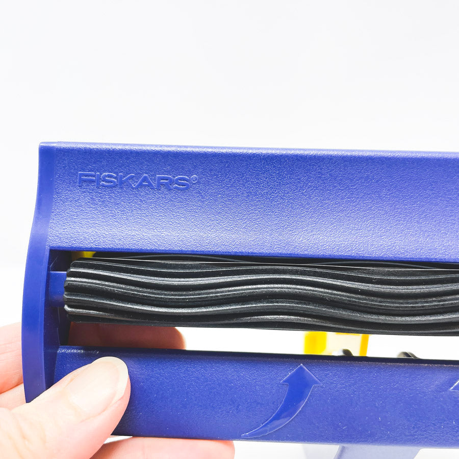 Fiskars Wave Pattern Roller