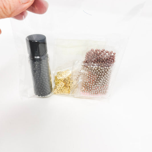 Gold 2019 and Pearl Charm Bundle