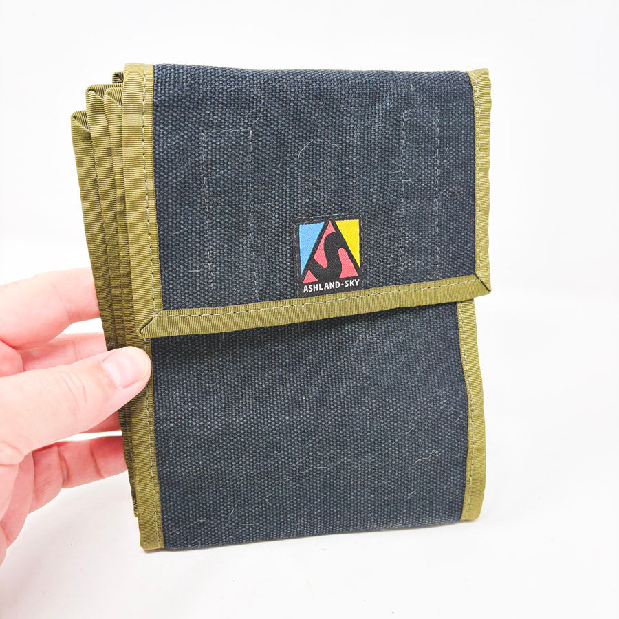 Ashland Sky Canvas Circular Needle Case