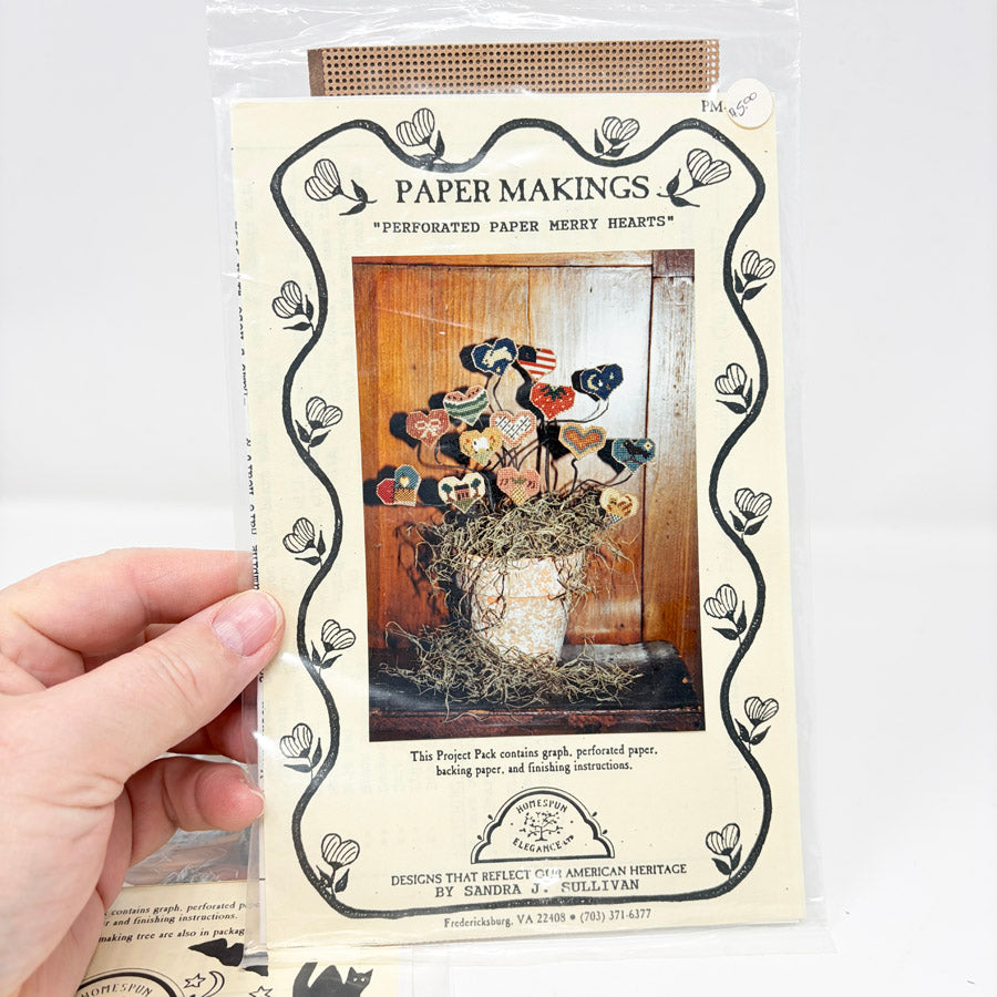 Paper Makings Ornaments – Homespun Elegance Cross Stitch Kits