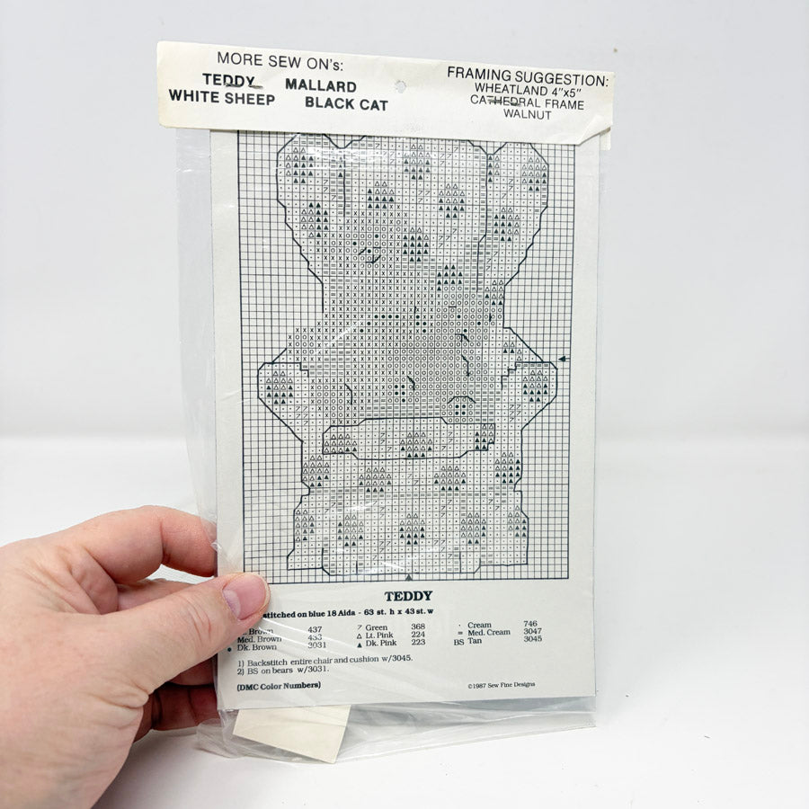 Sew On's – Sew Fine Cross Stitch Pattern with Button