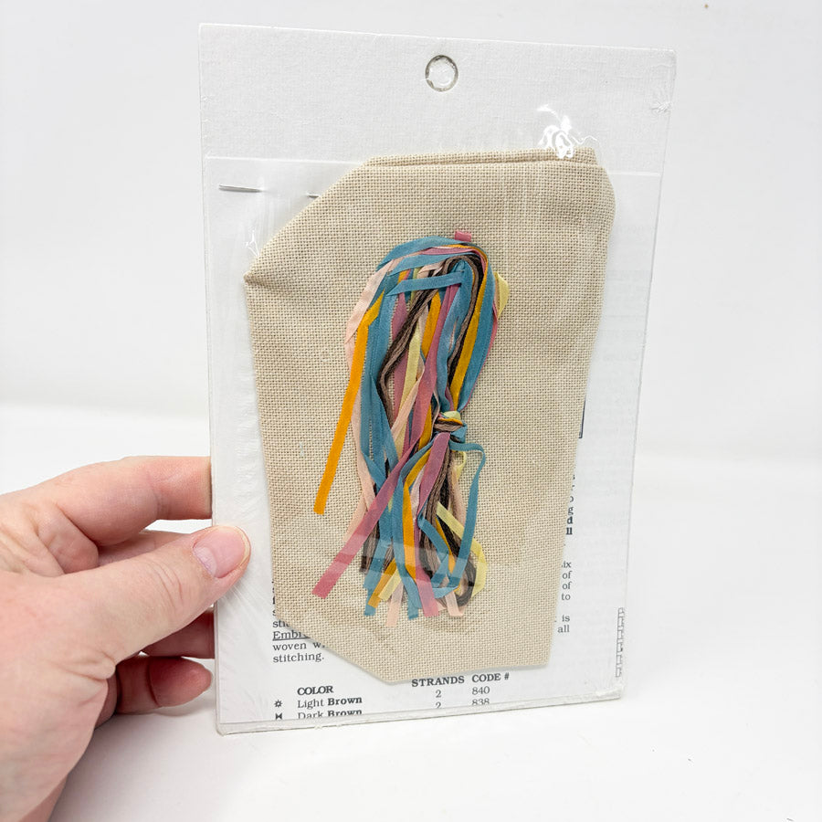 Flower Basket Lil' Tote – Janlynn Ribbon Embroidery Kit