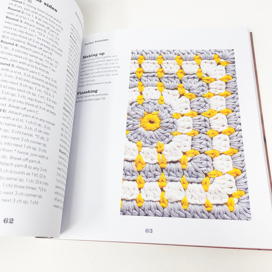 "Granny Squares Weekend" Book by Emma Varnam