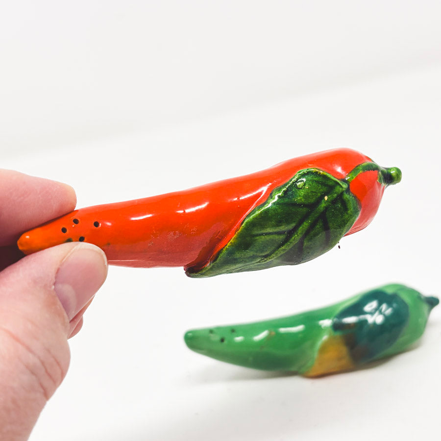 Vintage Green & Red Chili Peppers Salt & Pepper Shaker Set