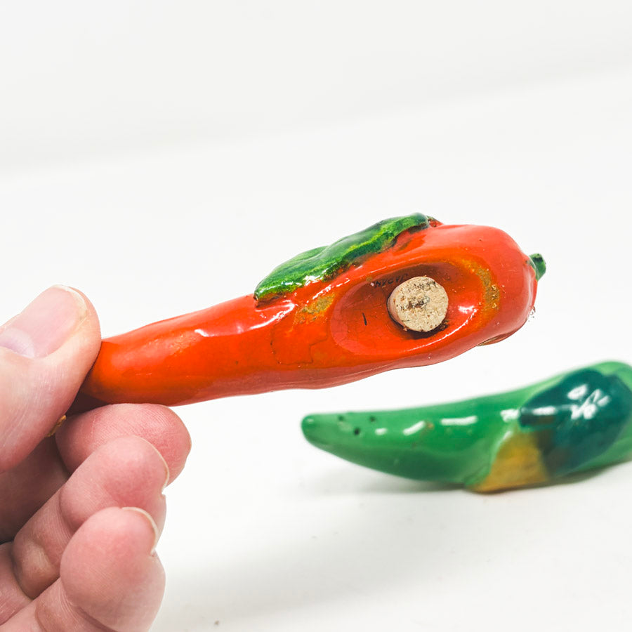 Vintage Green & Red Chili Peppers Salt & Pepper Shaker Set