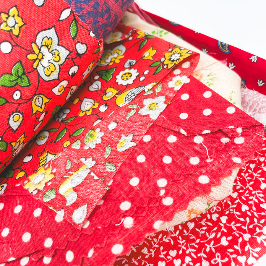 Jelly Filled Center – Vintage Fabric Scrap Pack