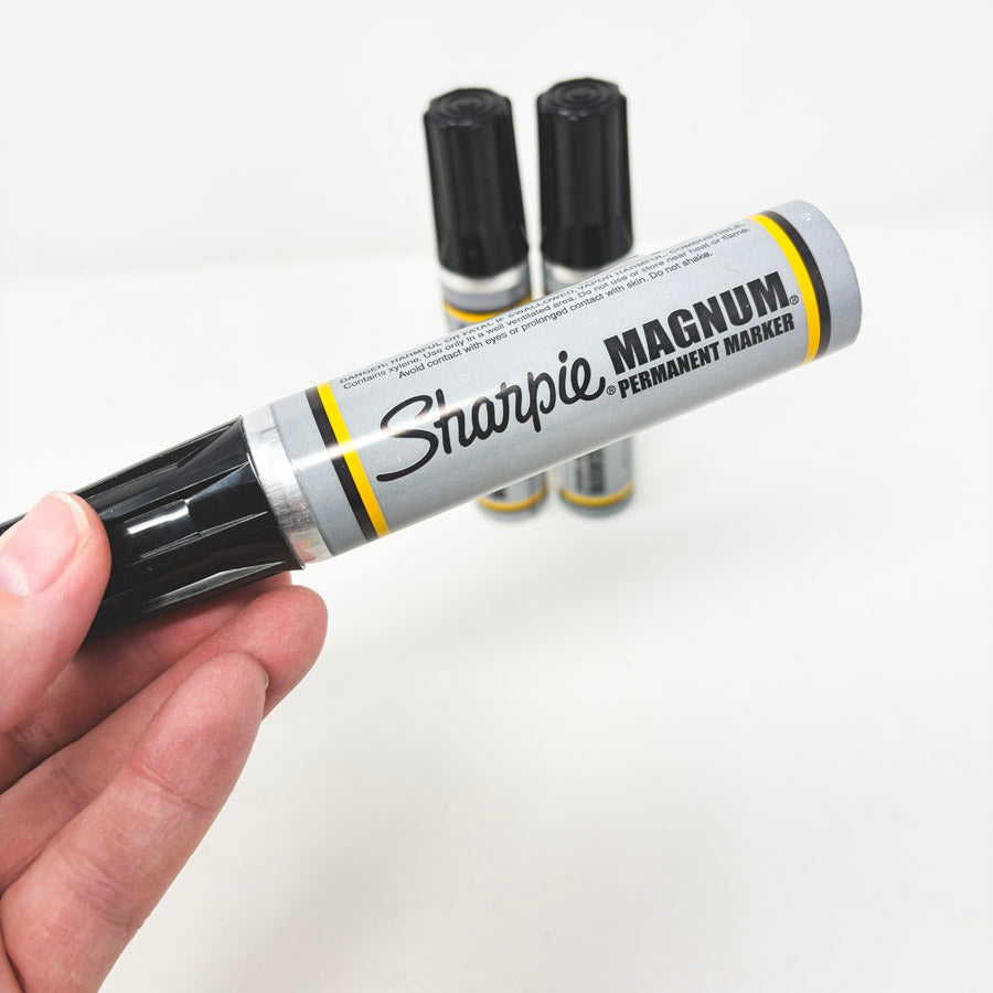 Sharpie Magnum Permanent Marker (1)
