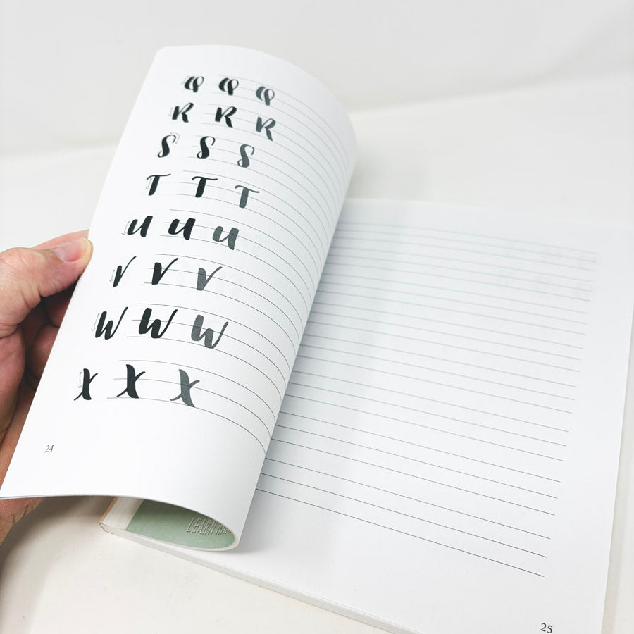 A Beginner's Guide to Lettering and Modern Calligraphy Book