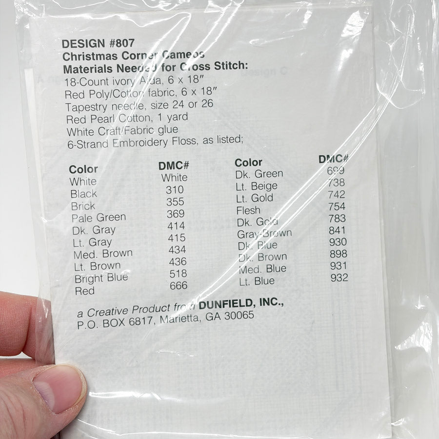 Christmas Corner Cameos Needlepoint Ornament Pattern