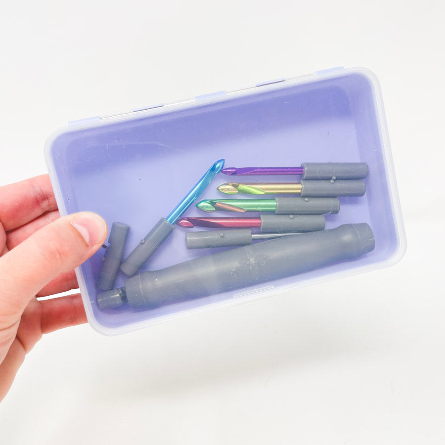 Susan Bates Twist + Lock Deluxe Interchangeable Crochet Hook Set
