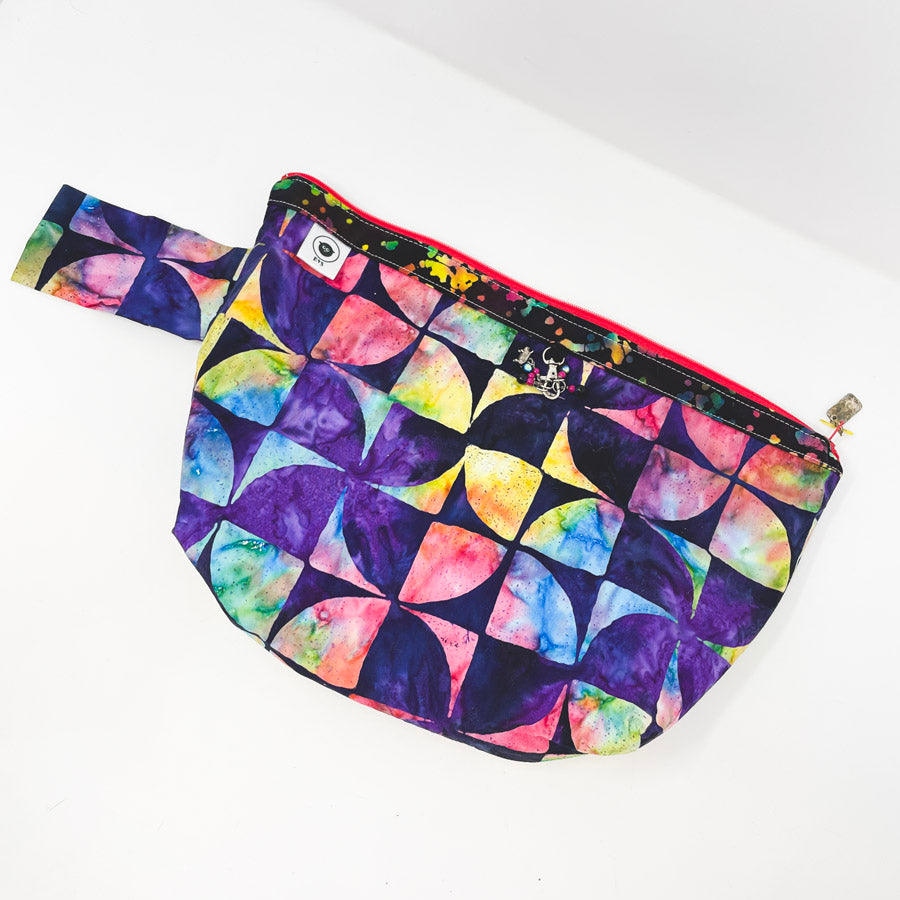 Crescent Shaped Zippered Project Bag