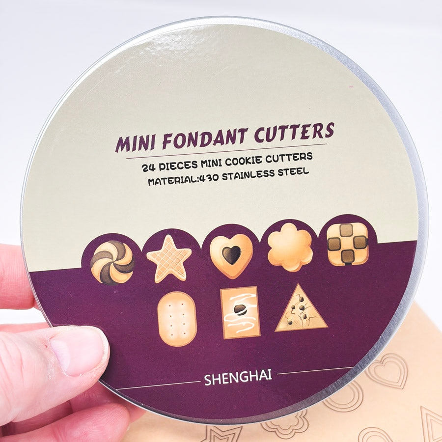 24 SiengHai Mini Fondant Cutters