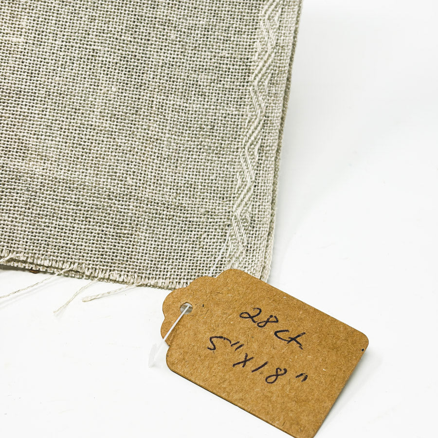 28 ct Tan Linen Decorative Edge Banding – 5" x 18"