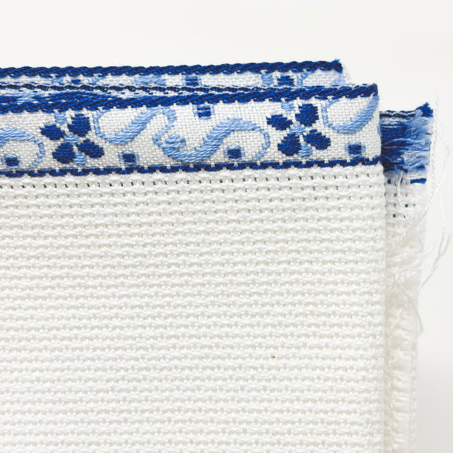18 ct Blue Ribbon Edge Linen Banding – 4.75" x 34"