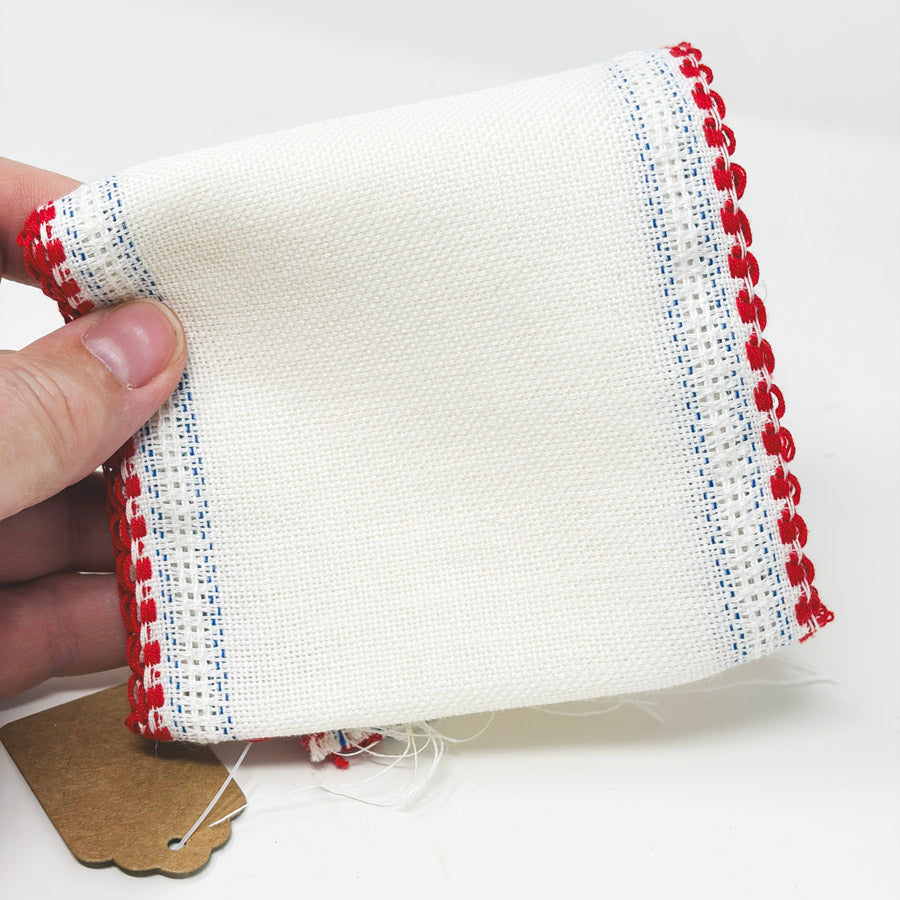 26 ct Blue & Red Scallop Aida Banding – 5" x 36"