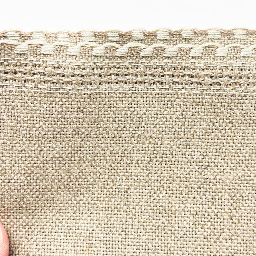 26 ct Tan Aida White Scallop Edge Banding