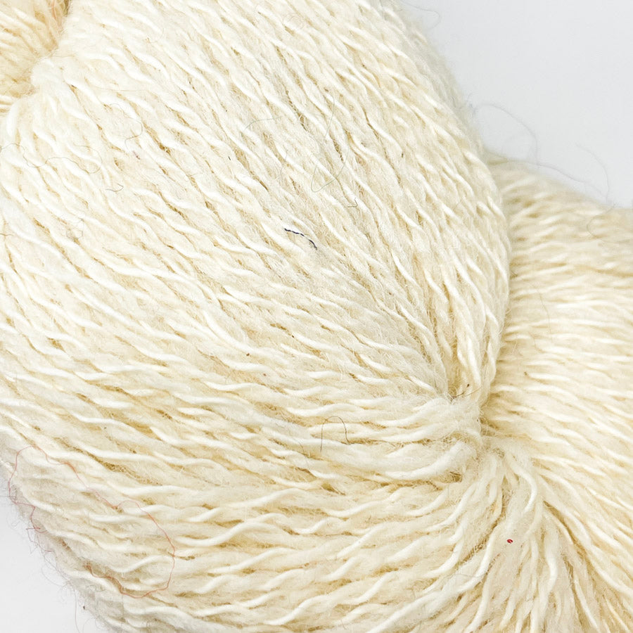 Trillium Yarns Wool Yarn - Gardenia