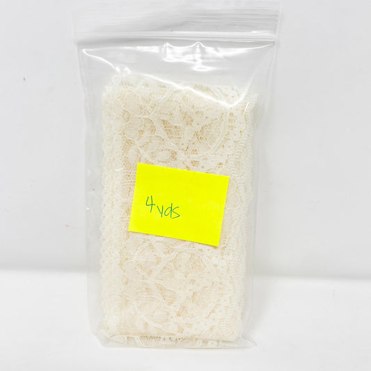 Cream Floral Scallop Lace- 4 yards, 3" wide