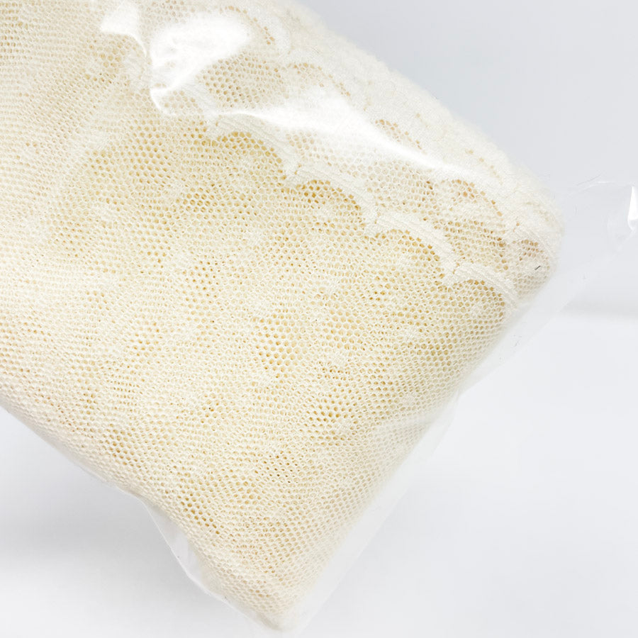 Cream Polka Dot Scallop Edge Lace- 12.5 yards, 2.5" wide