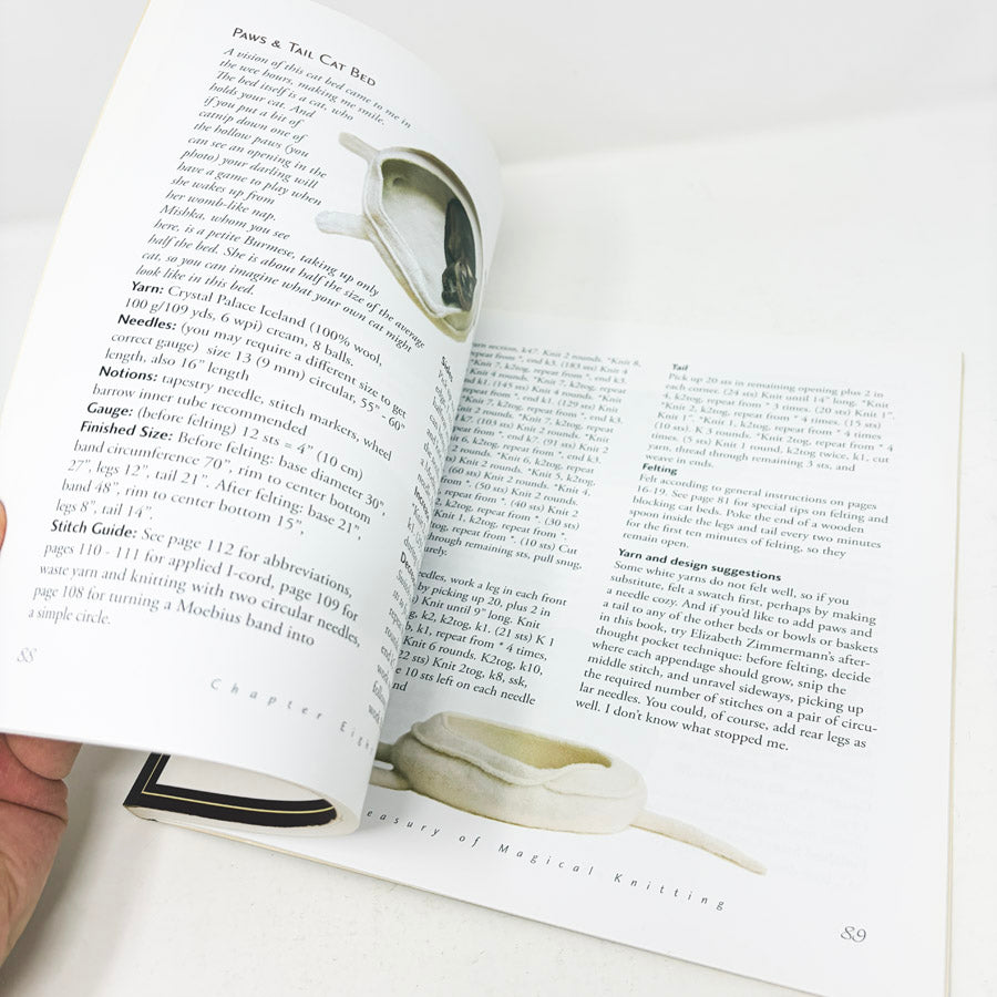 A Second Treasury of Magical Knitting Book