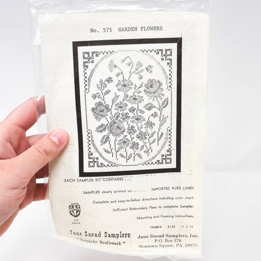 Vintage Jane Snead Embroidery Sampler Kit – Garden Flowers