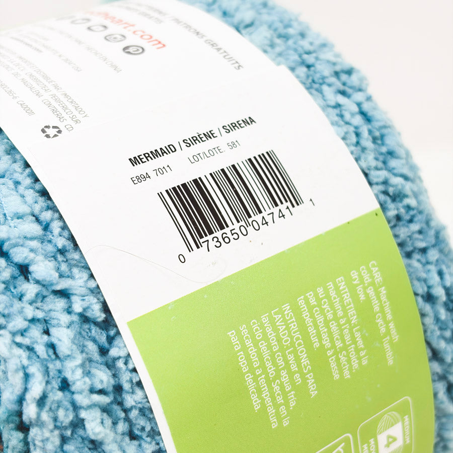Red Heart Fleece Hugs Polyester Yarn - Mermaid