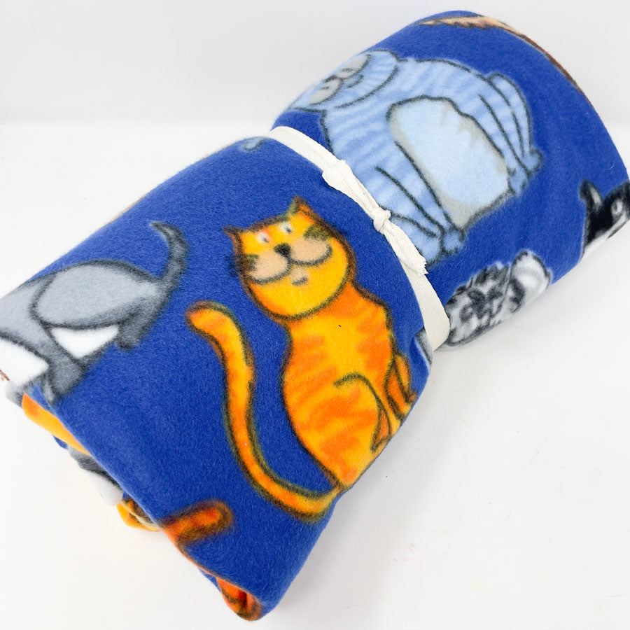 58"x90" - Thick Blue Cat Fleece Fabric