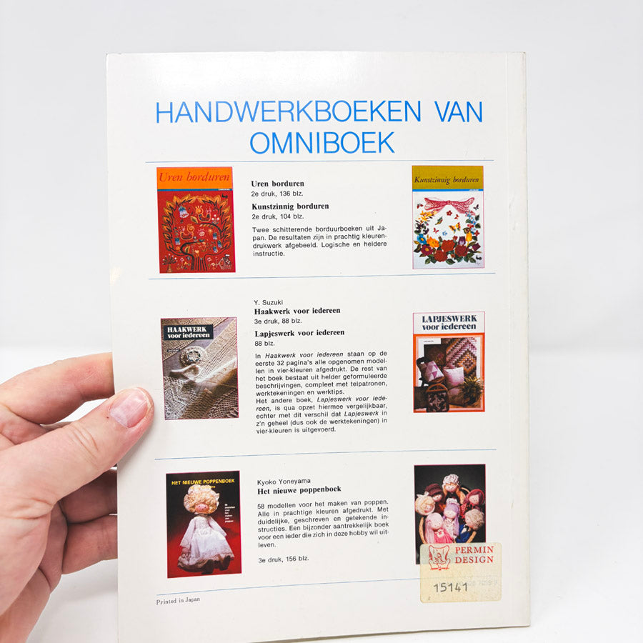 Het kruisstekenboek (The Cross-Stitch Book) by Masano Onoe