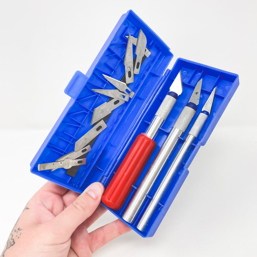 Exacto Knife Kit with Magnetic Case