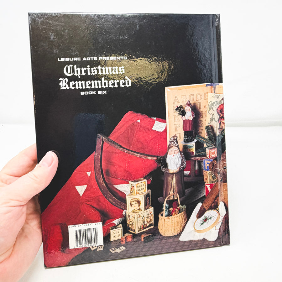Leisure Arts Christmas Remembered Cross Stitch Pattern Book Series