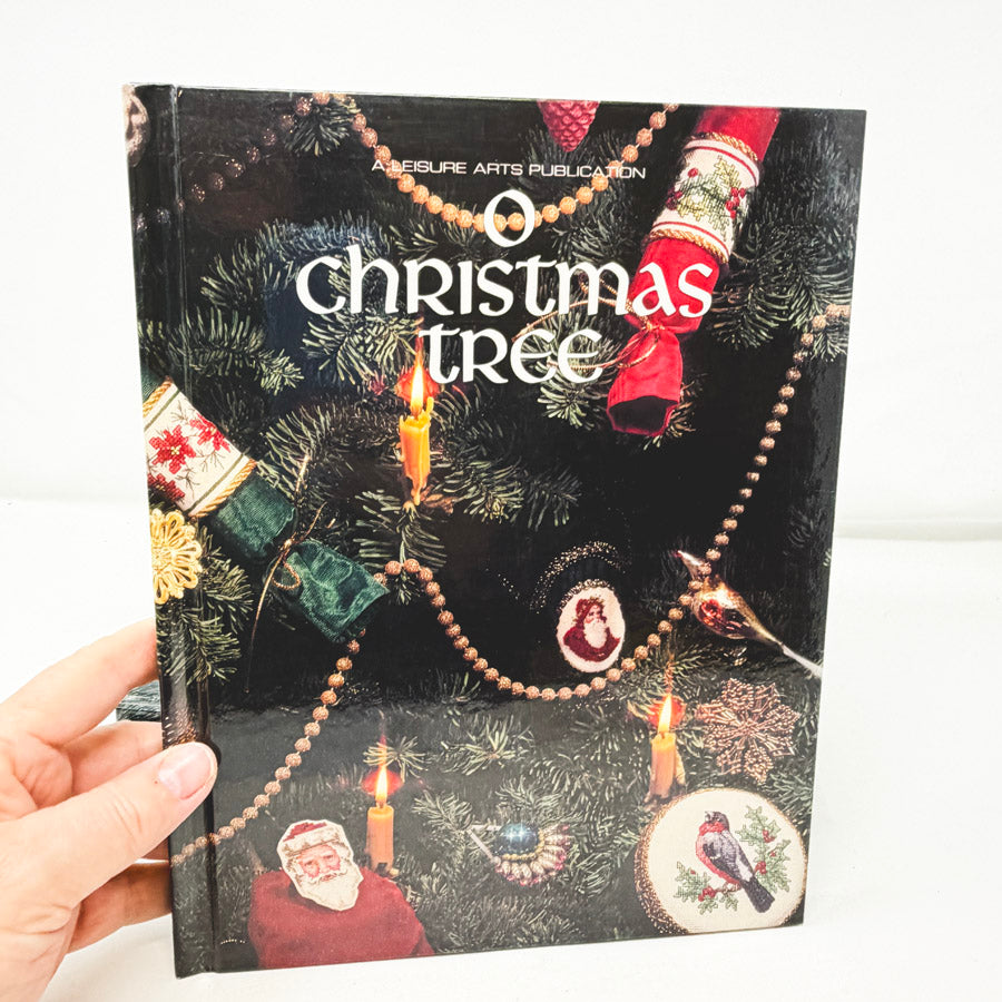 Leisure Arts Christmas Remembered Cross Stitch Pattern Book Series