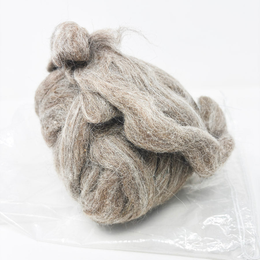 Natural Brown Tweedy Roving – 7.7 oz
